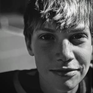 Meet your Posher, Leon